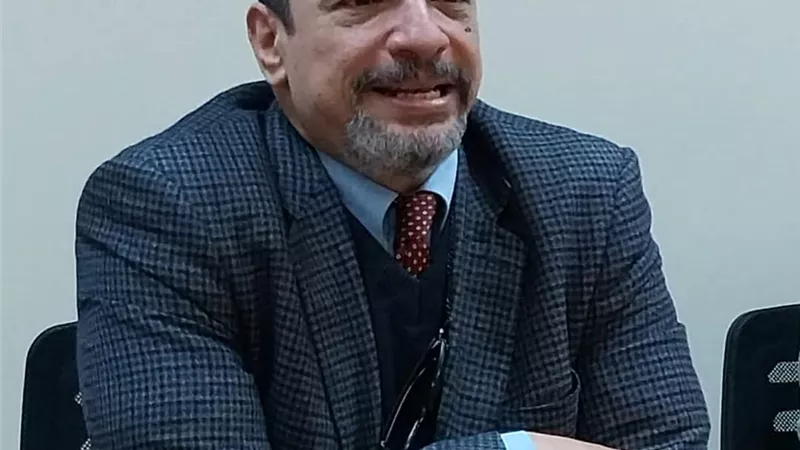 كبار الشخصيات ببني احمد الغربية بالمنيا يناقشون أمور تيسير الزواج
