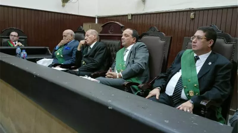اتفقت مع عشقيها على التخلص من زوجها.. تعرف على السبب
