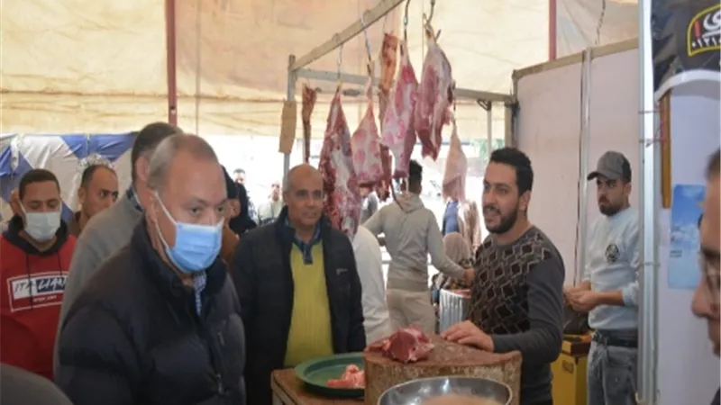 الهجان يتفقد المشروعات الخدمية ومعرض اهلا رمضان بشبرا الخيمة