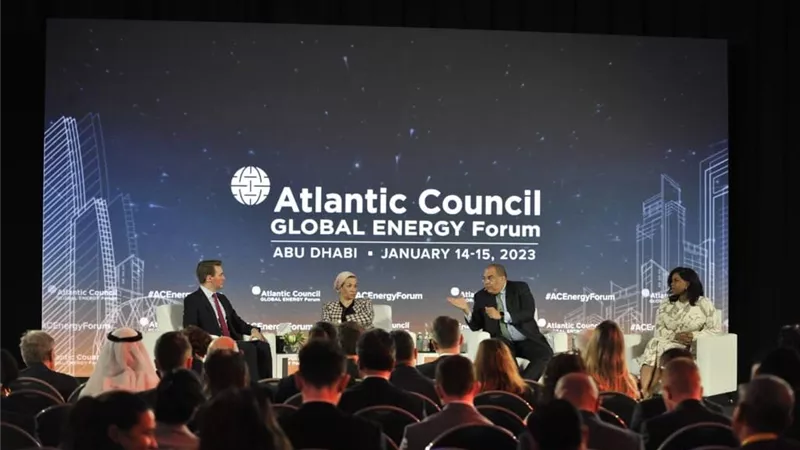 البيئة: تعاون ثنائي بين مصر والإمارات للتآزر للانتقالالى COP28