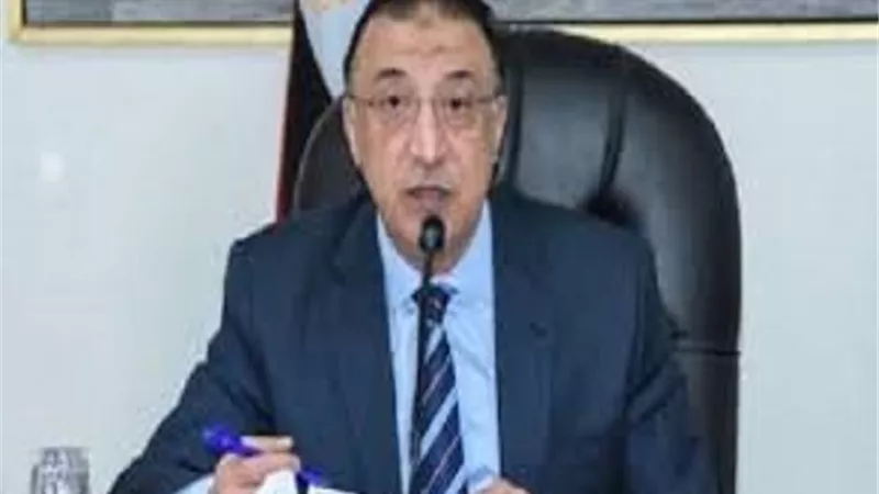 الشريف يؤكد على انتظام الامتحانات بالاسكندريه