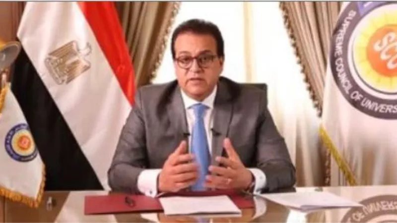 معهد القناة العالى يستقبل لجنة من وزارة التعليم العالي