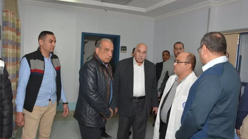 وزير قطاع الأعمال يشدد على سريع وتيرة إنجاز المشروعات