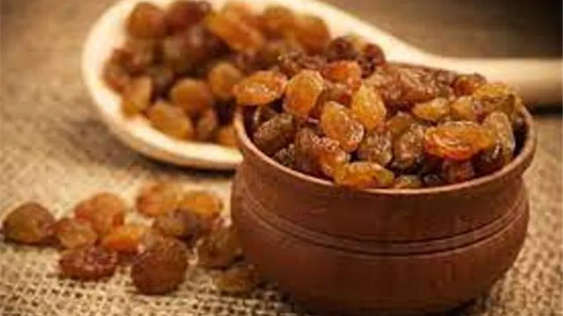 منها تقوية الذاكرة..تعرف على فوائد الزبيب