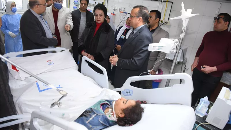 التضامن توجه بصرف إعانات مالية لأسر المتوفين فى حادث انقلاب سيارة