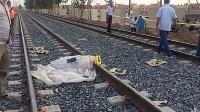 مصرع شخص دهسا اسفل عجلات السكة الحديد بالاقصر