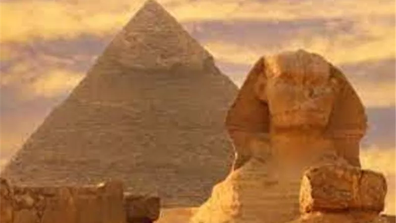 خبير اقتصادي: مصر من أجمل الوجهات السياحية في العالم