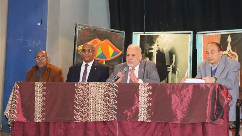 المنيا استعدت لامتحانات الفصل الدراسي الاول للشهادة الاعدادية