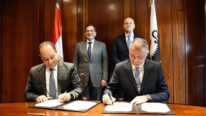 وزير البترول ورئيس 