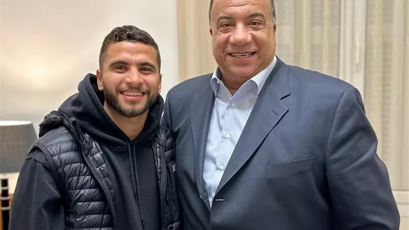 مصيلحي يستقبل نجم الأهلى بعد انتقاله للاتحاد السكندرى