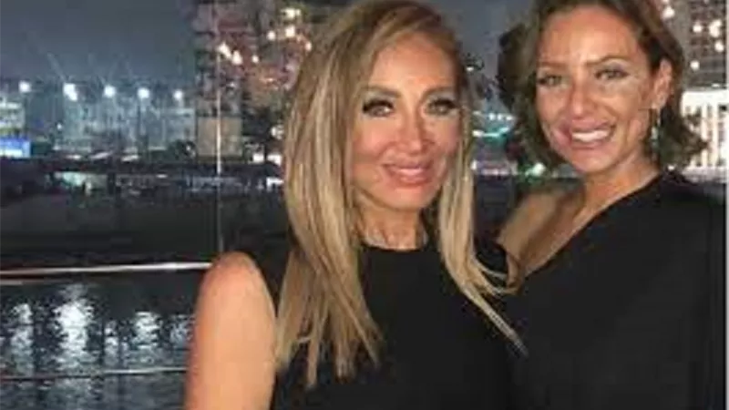 ريهام سعيد تشارك جمهورها بصورة مع ريم البارودى