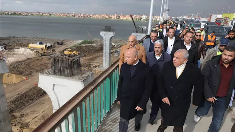 النقل : مشروع اتوبيسات الBRT يستهدف القضاء على المواقف العشوائية على الدائري