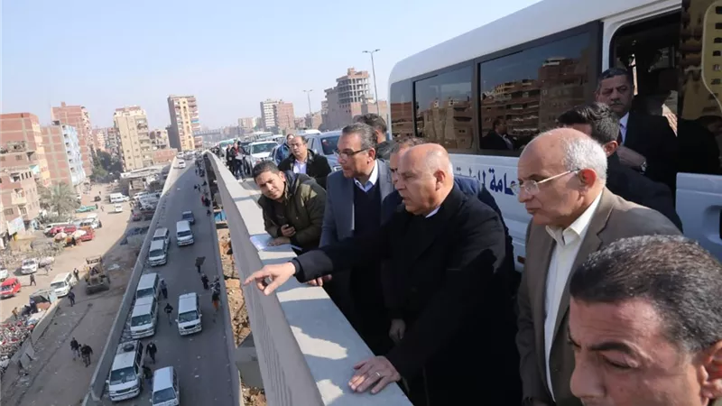 الوزير : إنشاء كوبري جديد بالكامل جانب كوبري الوراق الحالي
