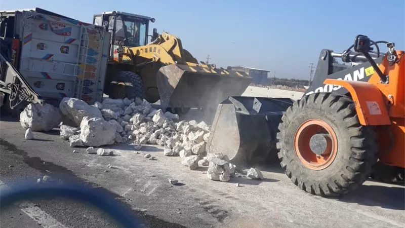 انتظام الحركة المرورية بمحور 30 يونيو بالاسماعيلية