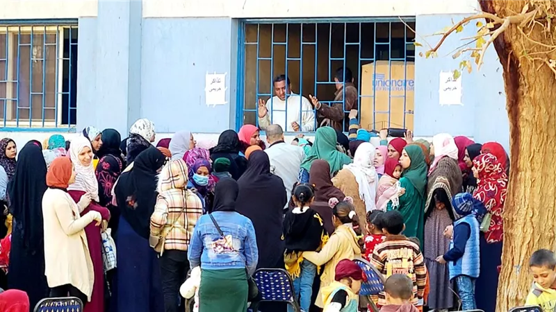 2200 كشف و614 تحليلًا في ثالث أيام عمل قافلة الأزهر الطبية