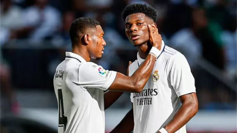 تشواميني وألابا يواصلان الغياب عن ريال مدريد حتى نهاية يناير