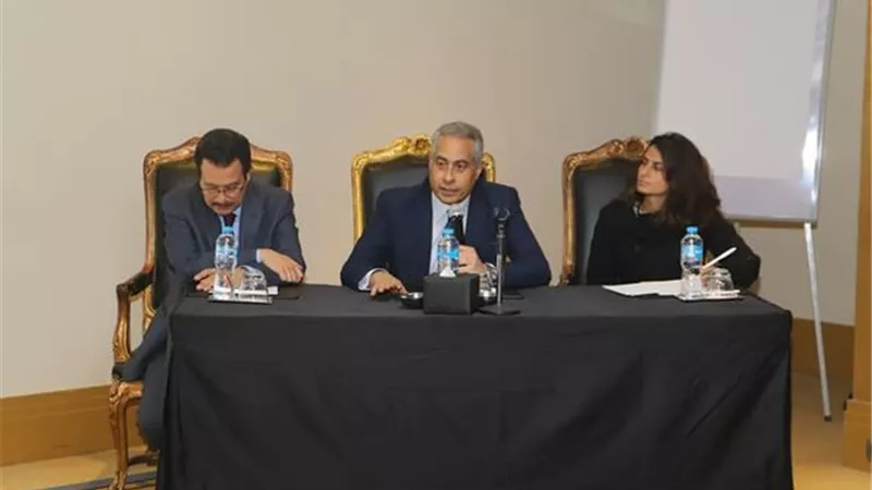 وزير القوى العاملة يشارك في ورشة 