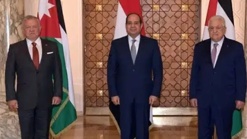 قمة السيسي وعبدالله وأبو مازن بالقاهرة يتصدر اهتمامات الصحف