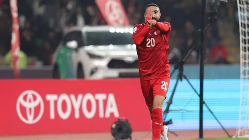 كأس الخليج.. غرامة مالية وايقاف 3 مباريات لنجم منتخب البحرين
