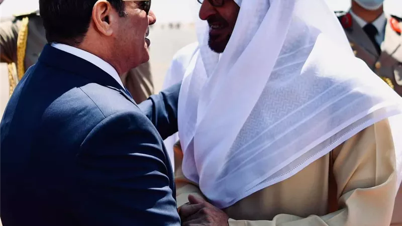 الرئيس السيسي يصل مقر انعقاد قمة ابو ظبي بالامارات العربية المتحدة