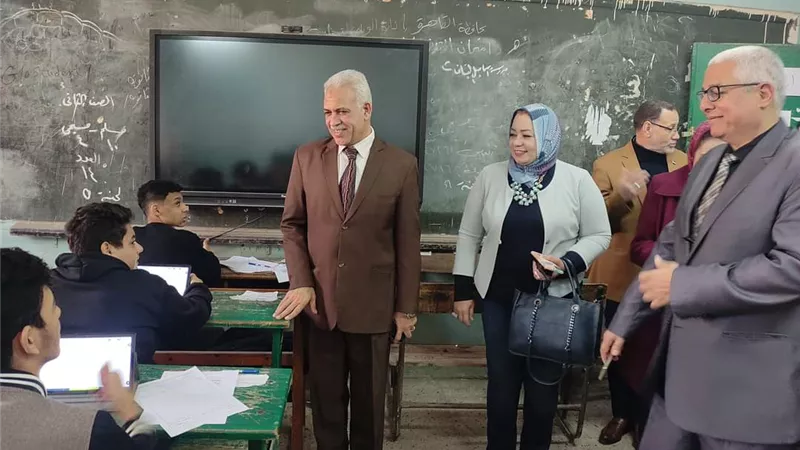 امتحانات اعدادية القاهرة سهلة وبلا مشاكل وكل الاسئلة من المقرر
