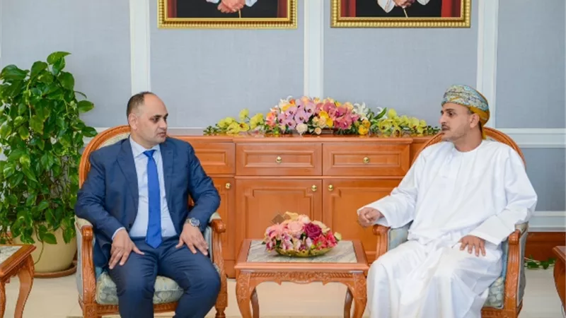 أبو سنة وعبد الله بن علي يناقشان عدد من القضايا البيئية