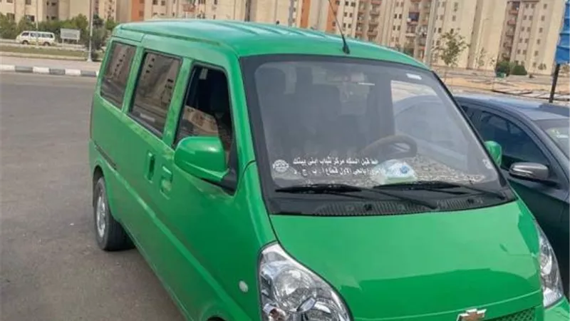 جهاز أكتوبر الجديدة يكشف شروط ترخيص سيارات الأجرة الجديدة.. صور