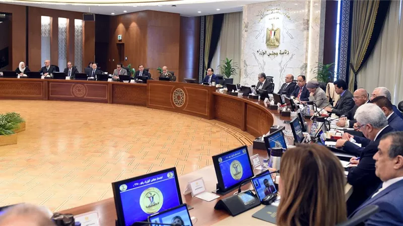 الحكومة توافق على تنظيم صندوق مكافحة ومنع الهجرة غير الشرعية