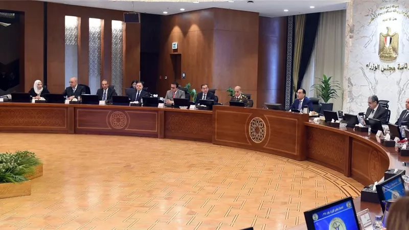 وزير الصناعة:ارتفاع الصادرات غير البترولية إلى 35.612 مليار دولار
