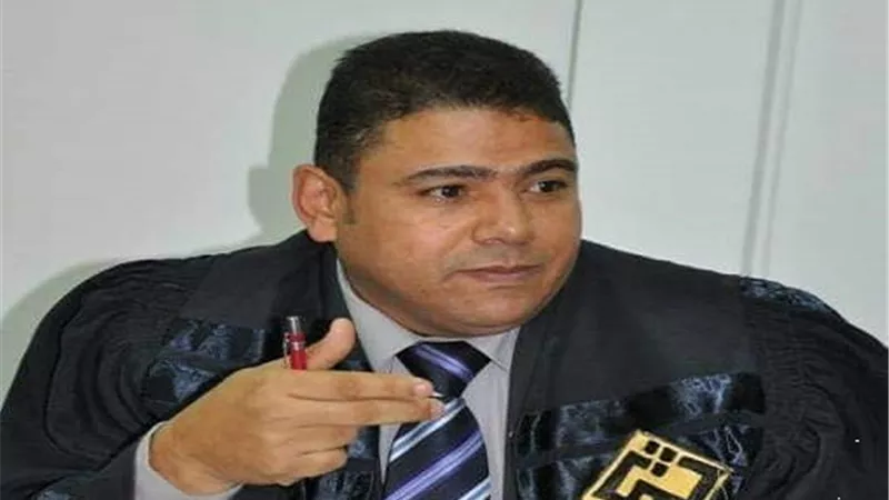 الدكتور خالد عبده