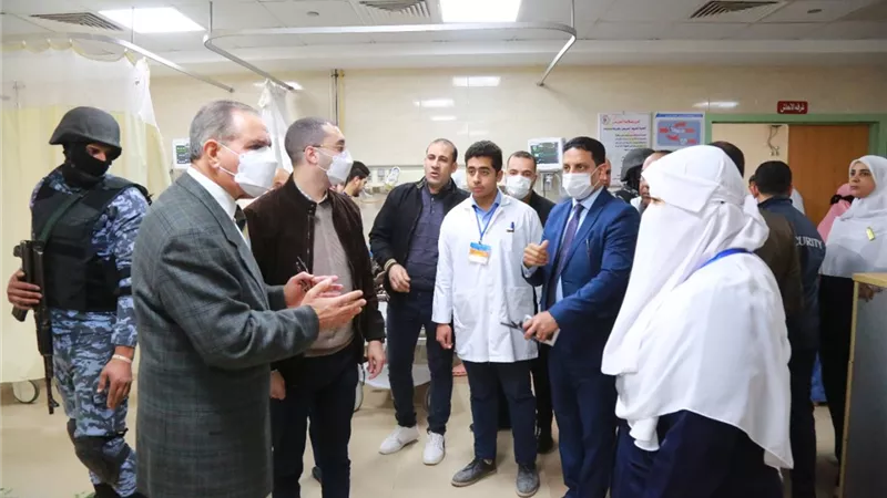 محافظ كفر الشيخ يتفقد أقسام مستشفى بلطيم النموذجي