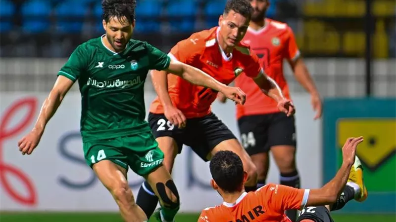 البنك الأهلي يتقدم على الاتحاد بهدفين دون رد في الشوط الأول