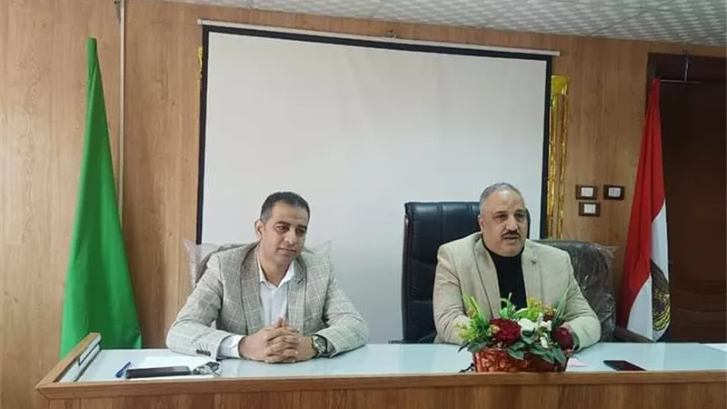 الصبروط يناقش خطة نشاط مراكز شباب القليوبية خلال إجازة نصف العام