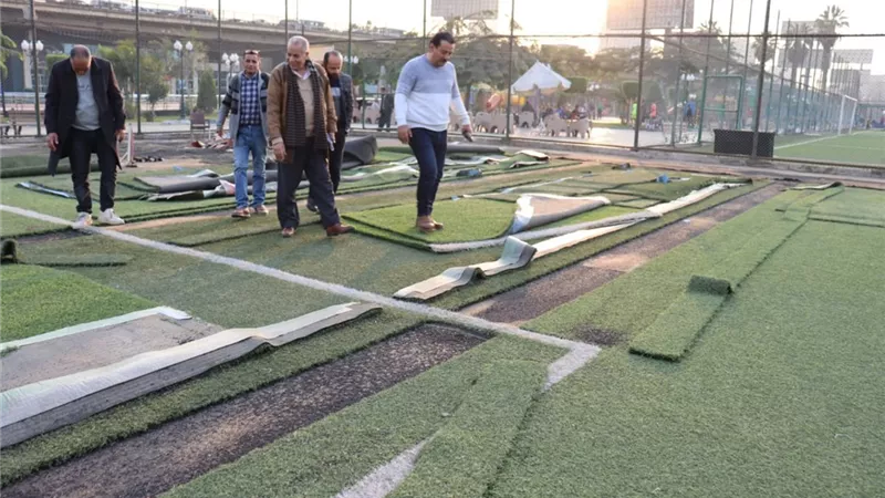 إنشاء ملاعب بادل تنس وتجديد ملاعب الكرة بالتنمية الشبابية بالجزيرة