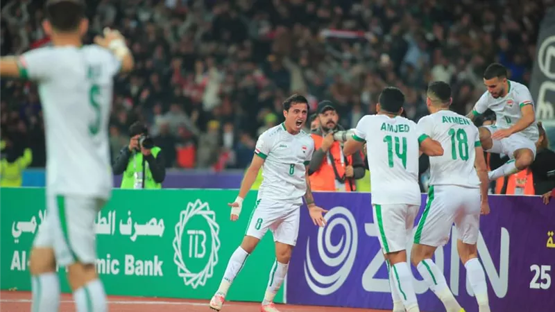 شاهد .. فرحة الجماهير العراقية بالتقدم أمام عمان بنهائى خليجى 25