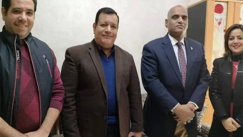 وكيل مديرية التعليم بالمنيا يقدم التهنئة للطائفة الإنجيلية