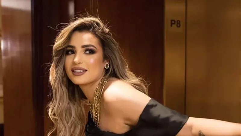 بالأسود.. إطلالة جذابة لـ بتول الحداد فى أحدث ظهور
