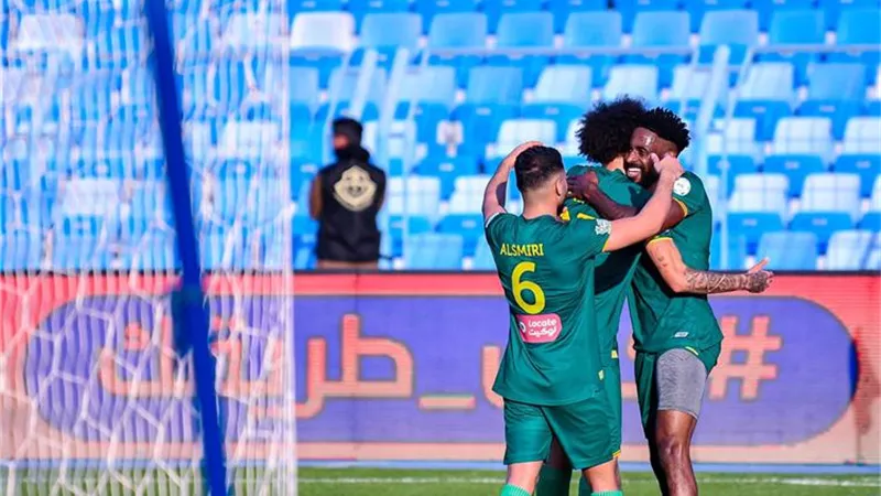 الخليج يفوز على الرائد بثلاثية نظيفة في دوري روشن السعودي