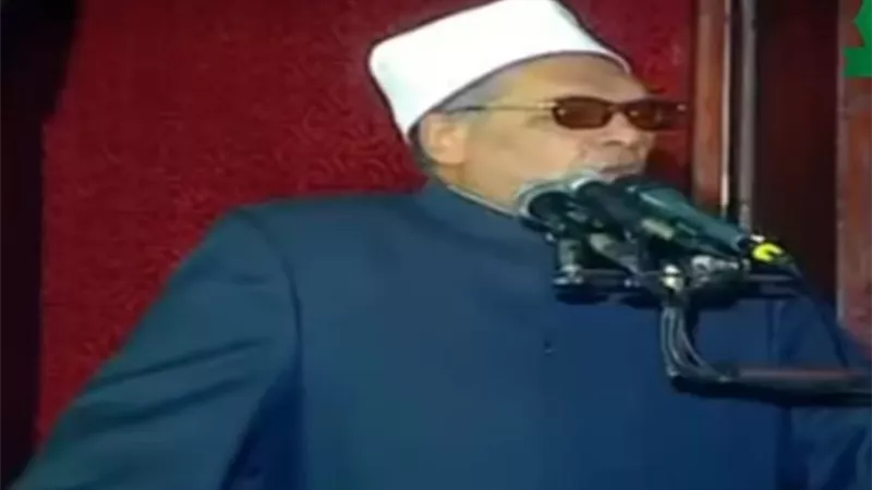 خطيب الجامع الأزهر يدعو إلى إحياء قيم الرحمة والتعاطف بين الناس