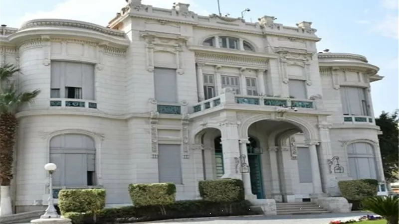 جامعة عين شمس تعلق على امتحان مادة اللغويات
