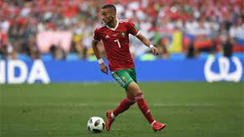نجم منتخب المغرب عرض نفسه على برشلونة