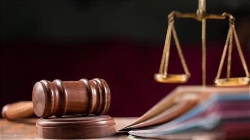 15 سنة لرئيس جامعة دمنهور