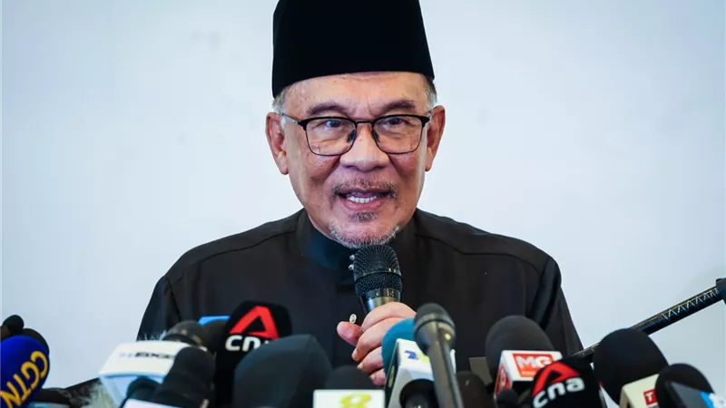 ماليزيا تدين حرق نسخة من القرآن الكريم بالسويد