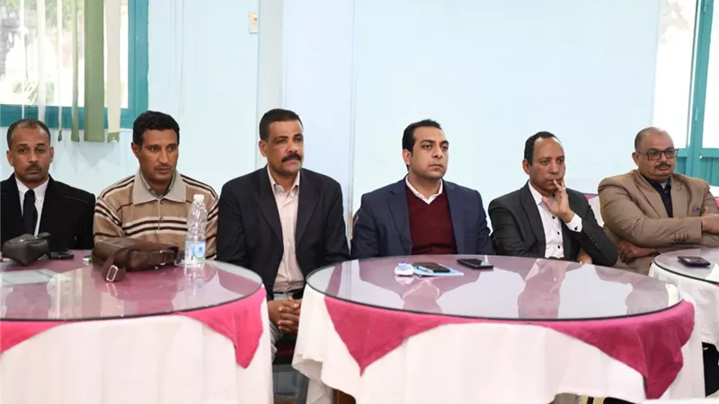 نائب محافظ قنا يشهد ختام تدريب مهارات التخطيط الاستراتيجي