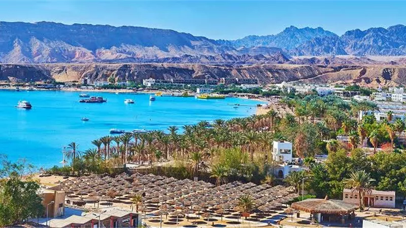 فيتش سوليوشنز تتوقع توافد 52 مليون سائح على مصر حتى 2026
