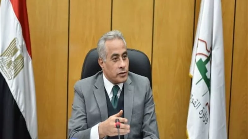 شحاتة: توجيهات الرئيس بشأن دمج 