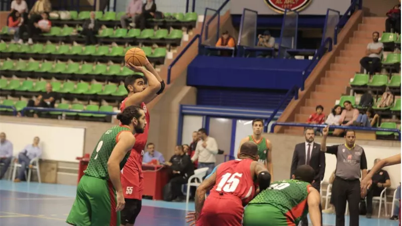 رجال سلة الأهلي يواجه طلائع الجيش في الدوري
