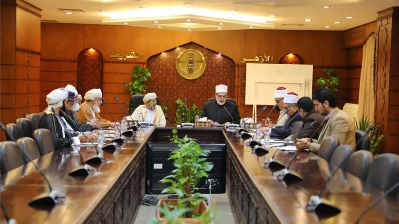 وكيل الأزهر يلتقي وفد وزارة الأوقاف العمانية لبحث التعاون المشترك