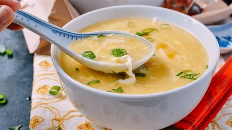 طريقة عمل شوربة البيض الصينية