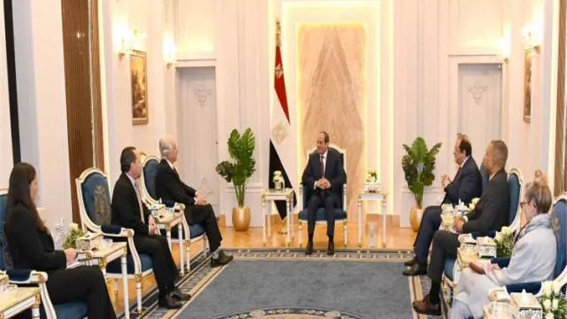 بيرنز: مصر بقيادة السيسى دعامة الأمن والاستقرار بالشرق الأوسط